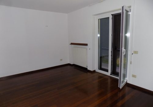 Colico - via vitali -24